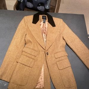SMYTHE blazer tan wool with black velvet collar size 6
